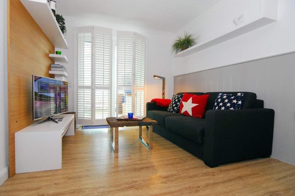 Apartment Brandenburgerstrasse 5b, Whg 2 *